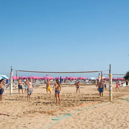 Village Pino Mare Camping 4*