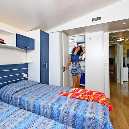 Village Pino Mare リニャーノ・サッビアドーロ