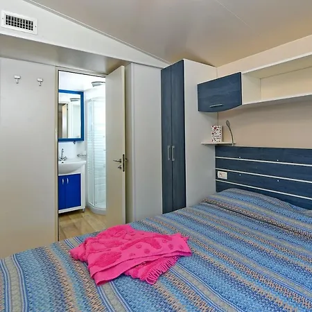 Village Pino Mare キャンプ場 4*