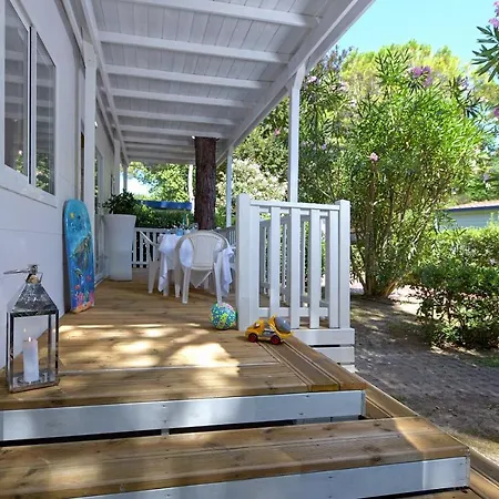 Village Pino Mare 4* リニャーノ・サッビアドーロ