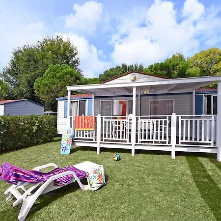 Campingplads Village Pino Mare 4*