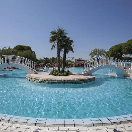 Village Pino Mare 4*